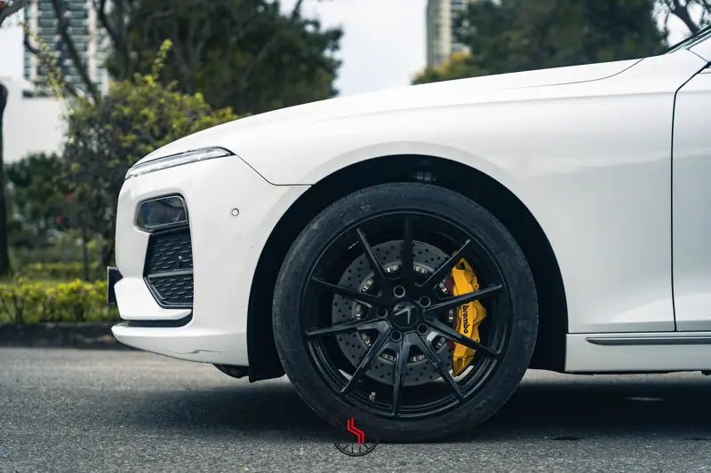 Vinfast Lux A Brembo Và 19 inch – mâm forged & heo thắng HFORGED, ảnh 4