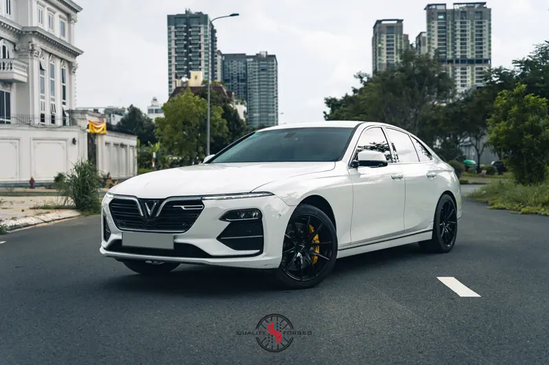 Vinfast Lux A Brembo Và HForged 19 inch