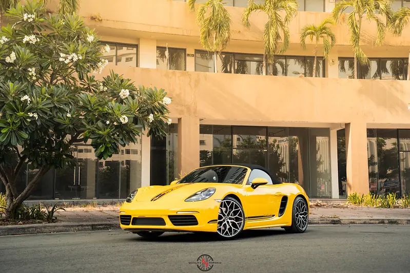 Porsche Boxster 718 yellow vàng Vossen 20 inch – mâm forged HFORGED, ảnh 6